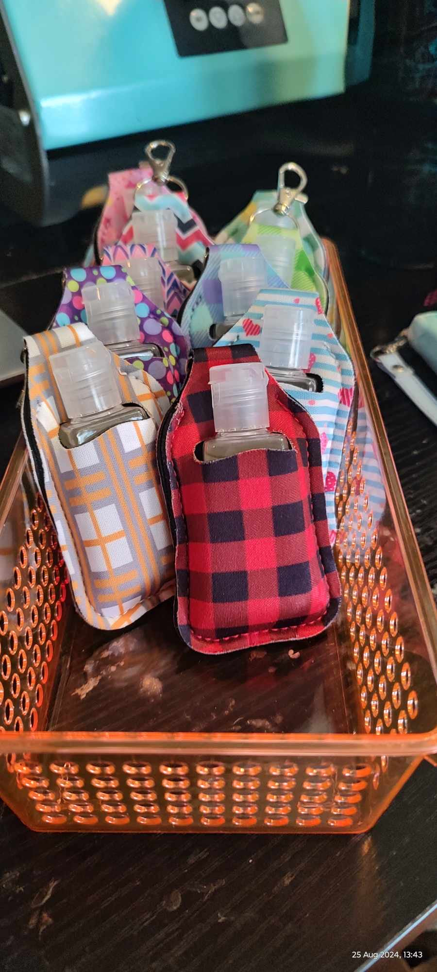 HAND SANITIZER WITH KEYCHAIN