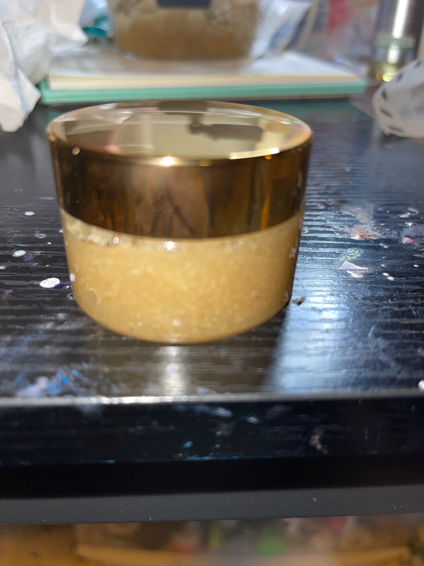 Moisturizing exfoliating lip scrub
