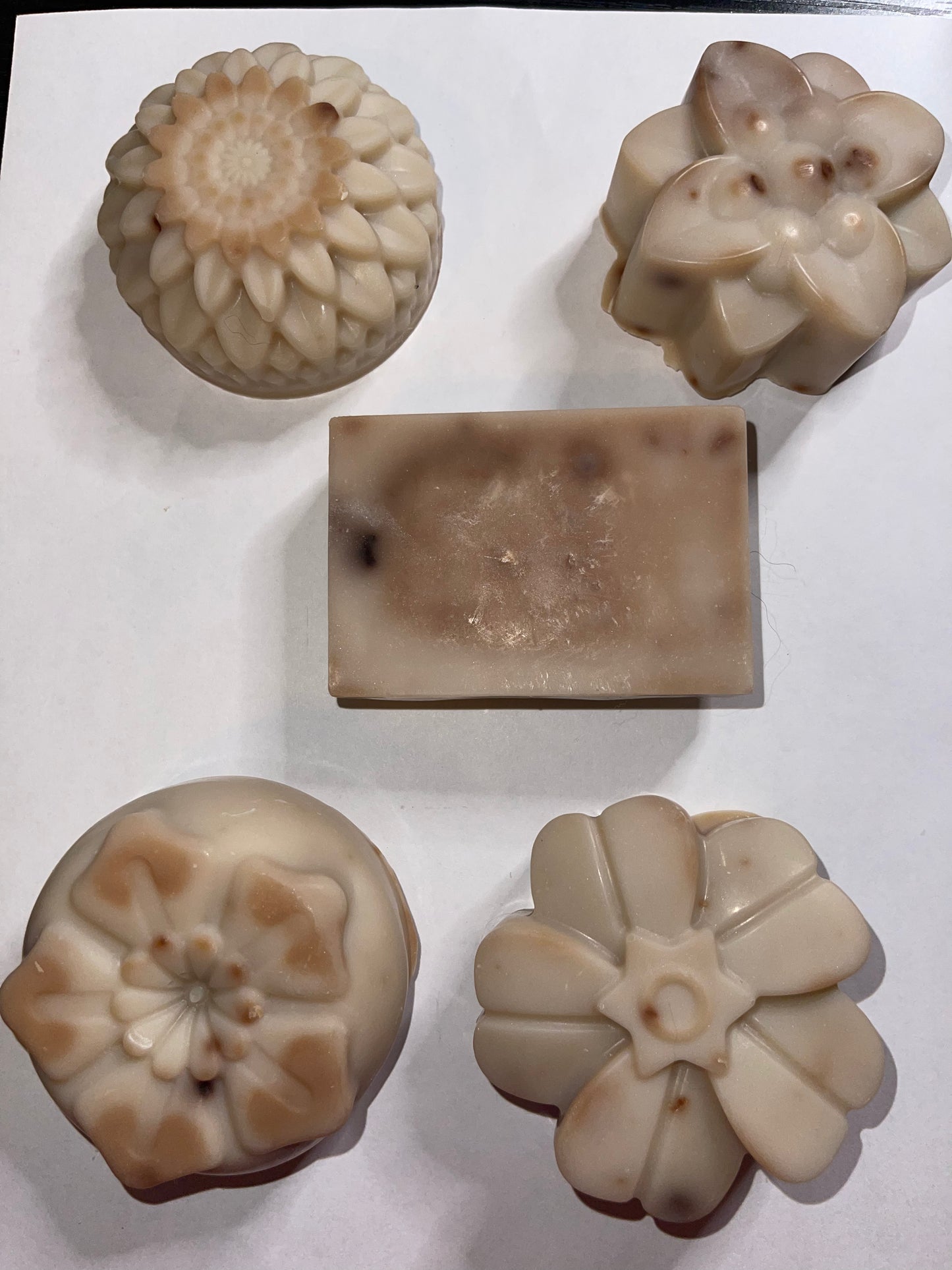 ASSORTED SHAMPOO BARS